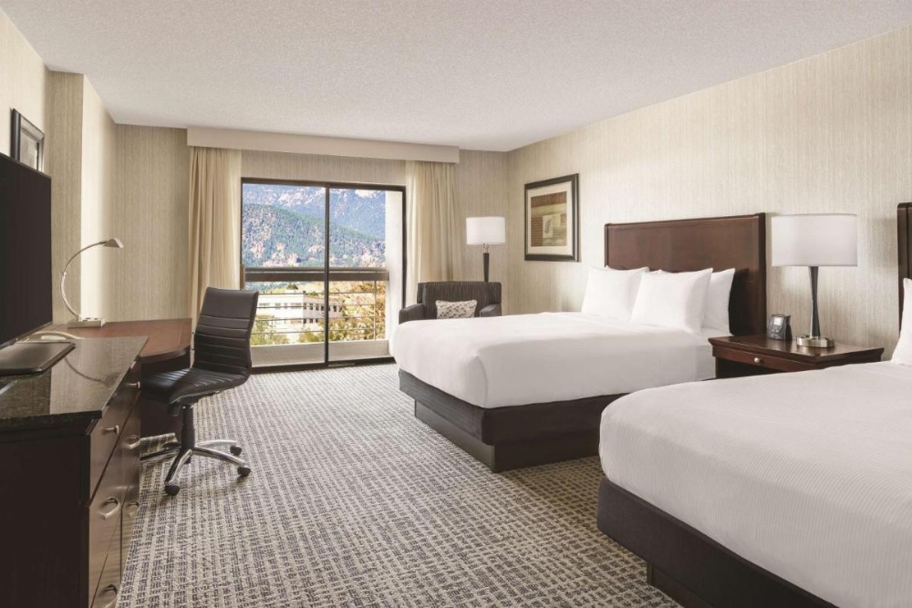 DoubleTree By Hilton Colorado Springs